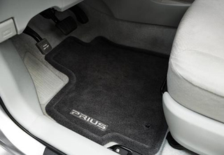 Illustration for article titled How To Stop Your Toyota Floor Mats From Killing You